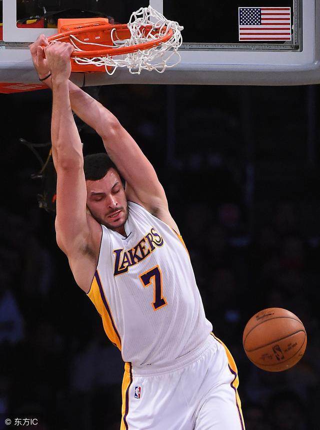 莱温斯基细节描写-开云体育最新排名