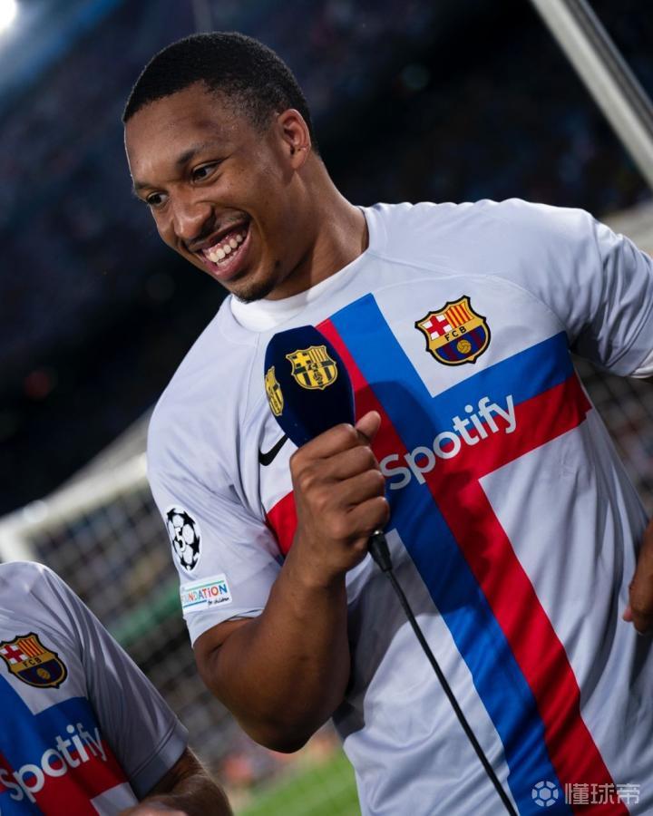 冲刺阶段体能课后；巴塞罗那调整名单备战NBA常规赛；引发热议；身体对抗强度拉满的简单介绍